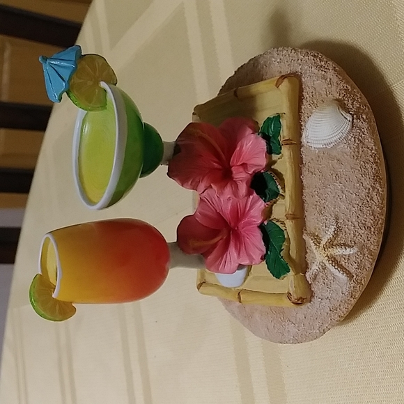 Tiki themed yankee candle topper